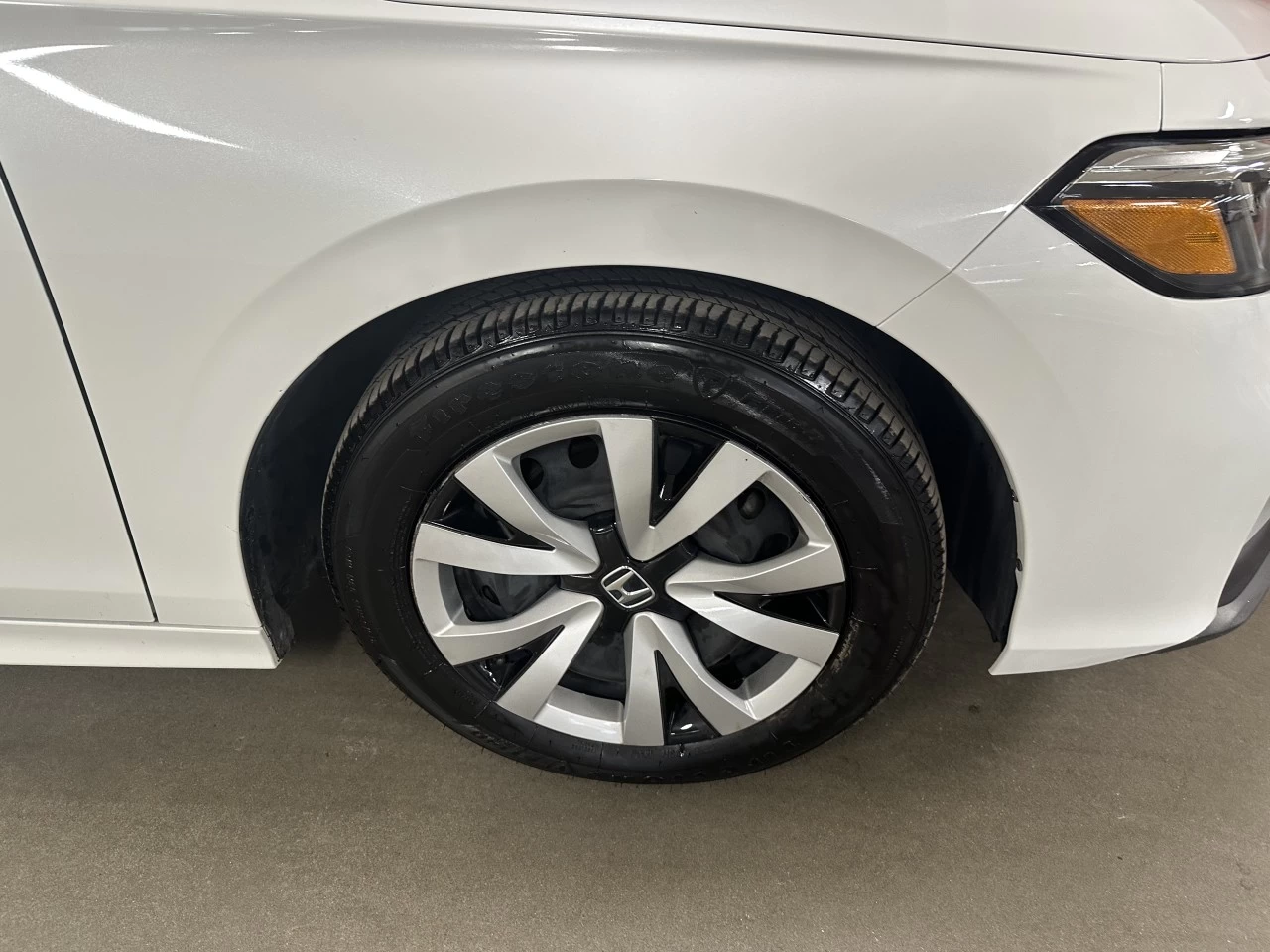 2025 Honda Civic LX Main Image
