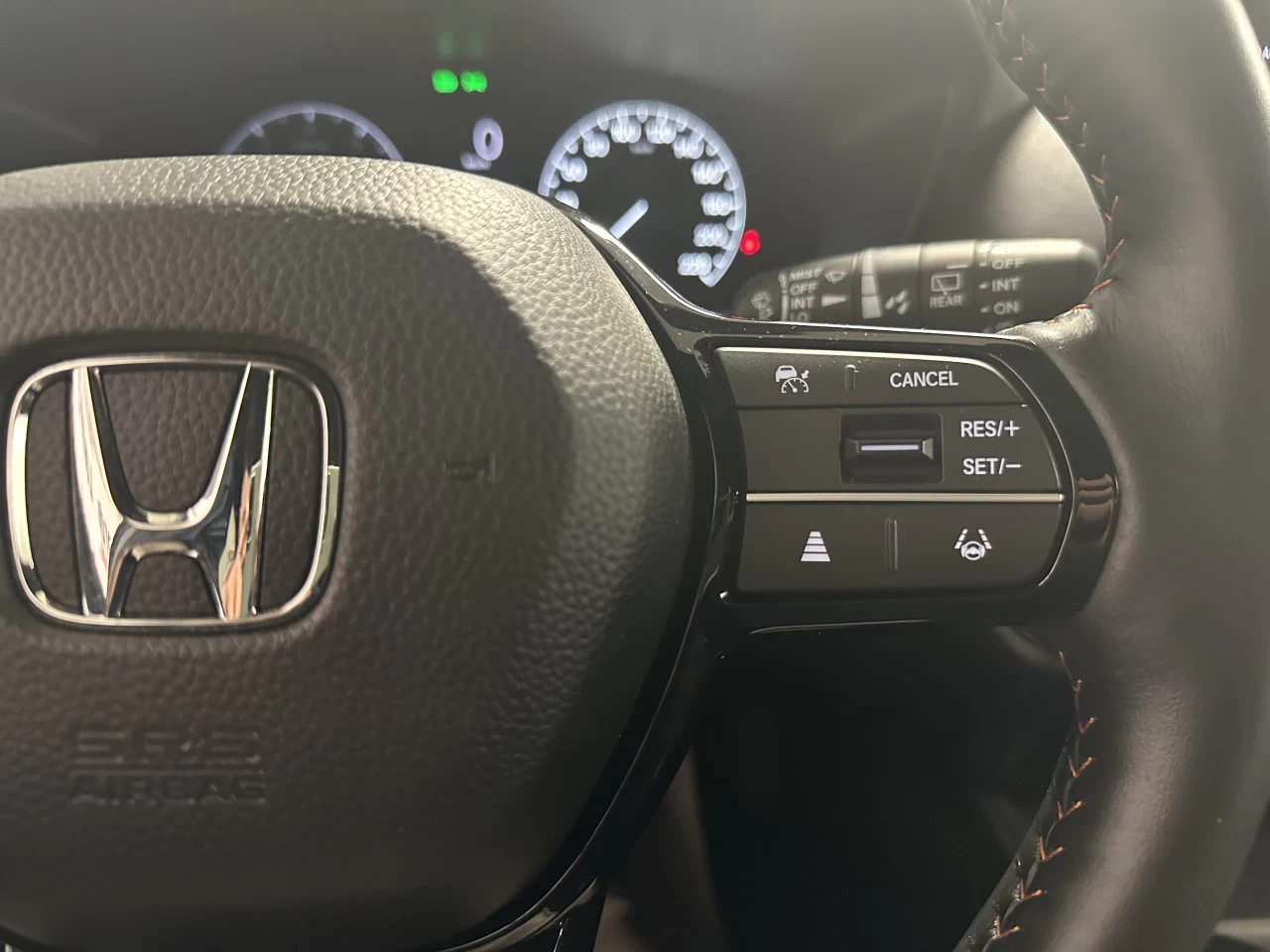 2023 Honda HR-V Sport https://www.lombardihonda.com/resize/b990ff35b810a3abc0cc817b2ca24889-1