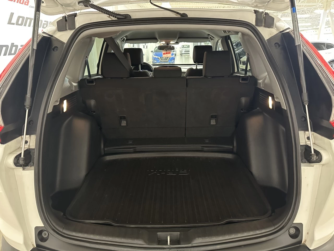 2021 Honda CR-V LX https://www.lombardihonda.com/resize/b990ff35b810a3abc0cc817b2ca24889-1