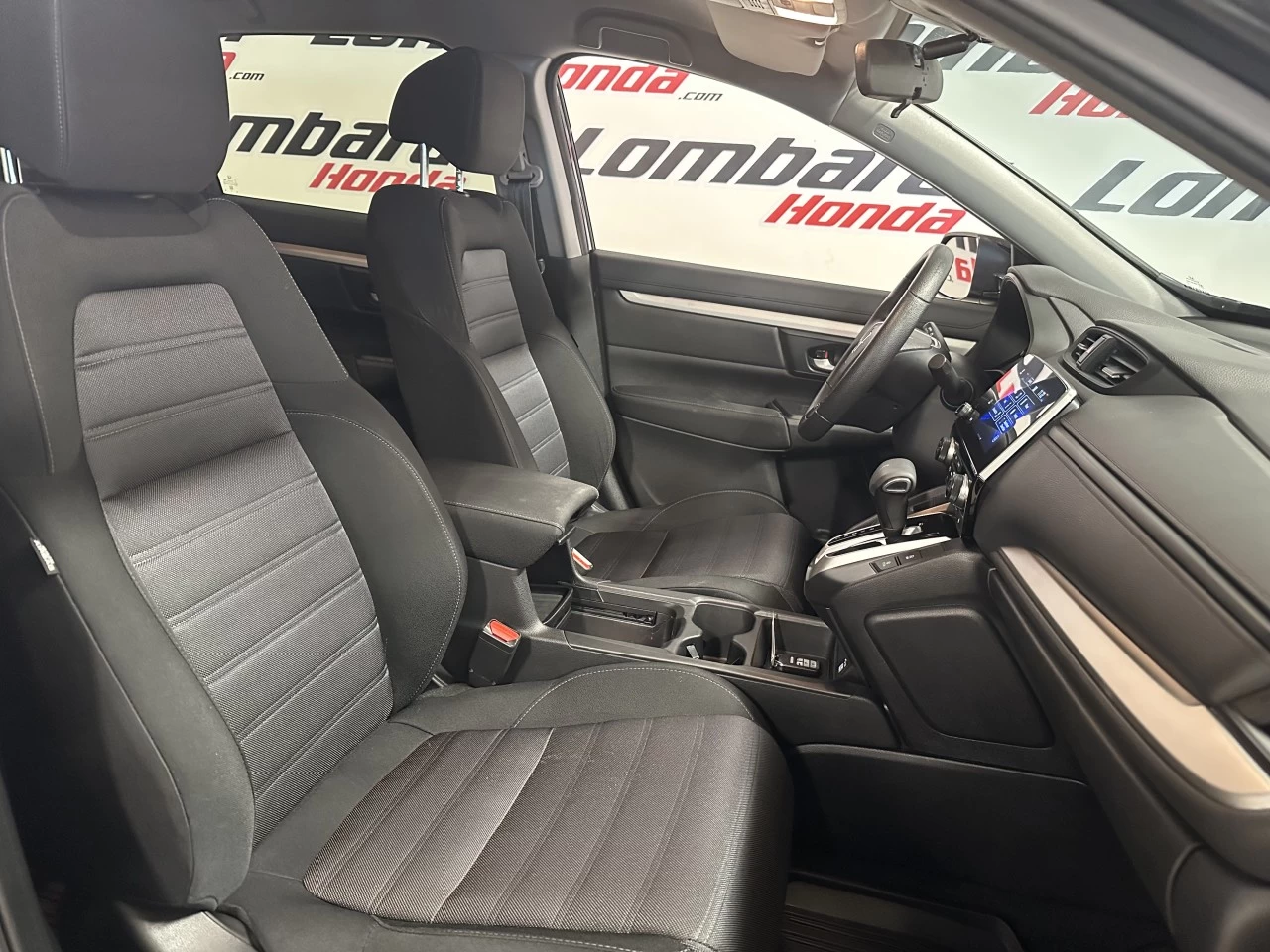 2021 Honda CR-V LX https://www.lombardihonda.com/resize/b990ff35b810a3abc0cc817b2ca24889-1