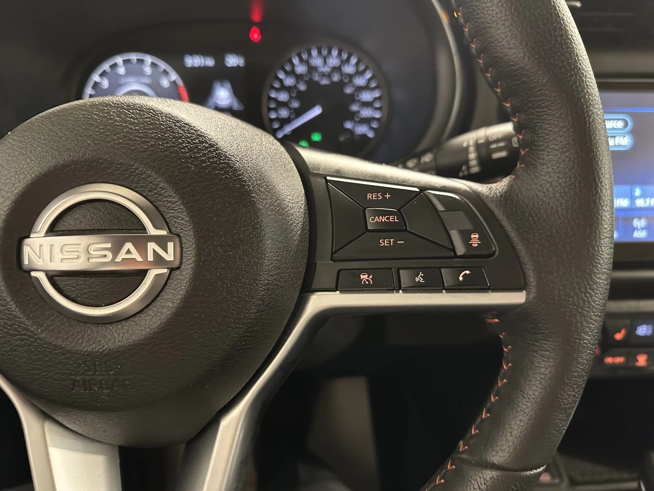 2023 Nissan Kicks SR https://www.lombardihonda.com/resize/b990ff35b810a3abc0cc817b2ca24889-1