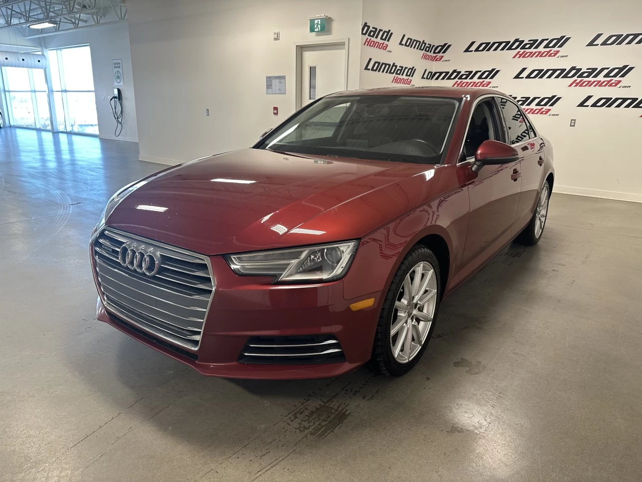 2017 Audi A4 Komfort Main Image