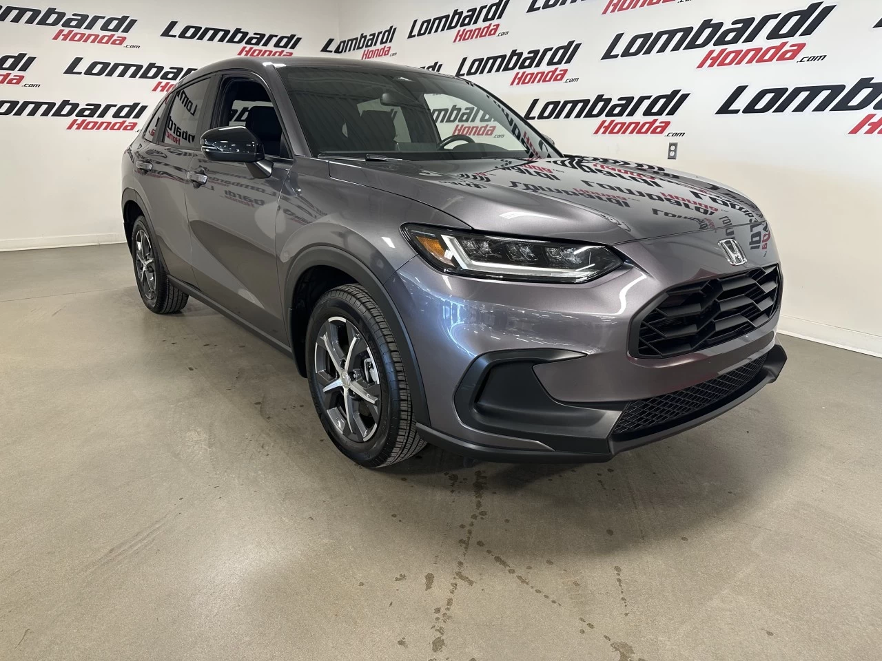 2023 Honda HR-V Sport https://www.lombardihonda.com/resize/b990ff35b810a3abc0cc817b2ca24889-1