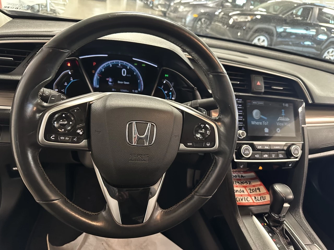 2019 Honda Civic
                                                    Touring Main Image