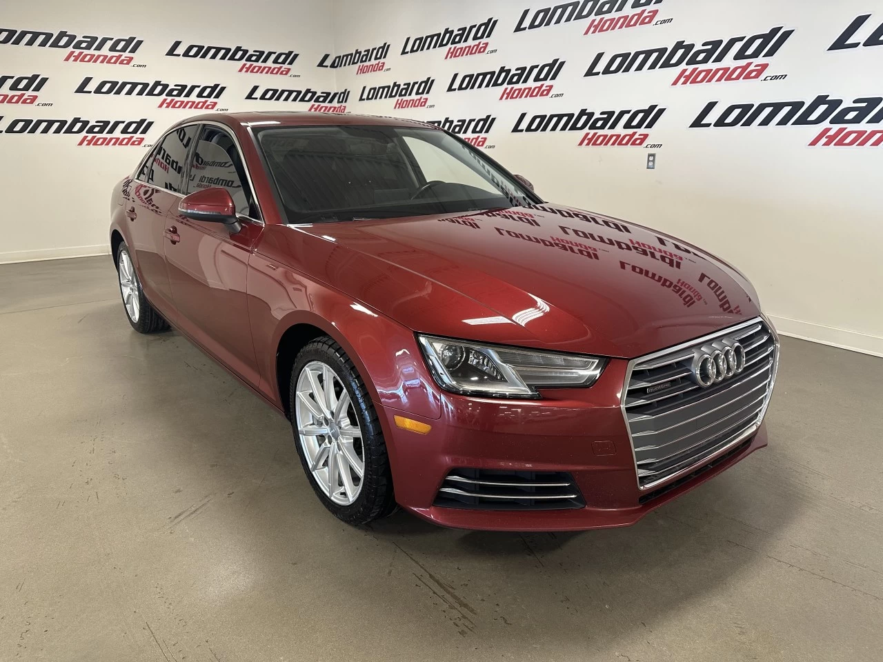 2017 Audi A4 Komfort Main Image