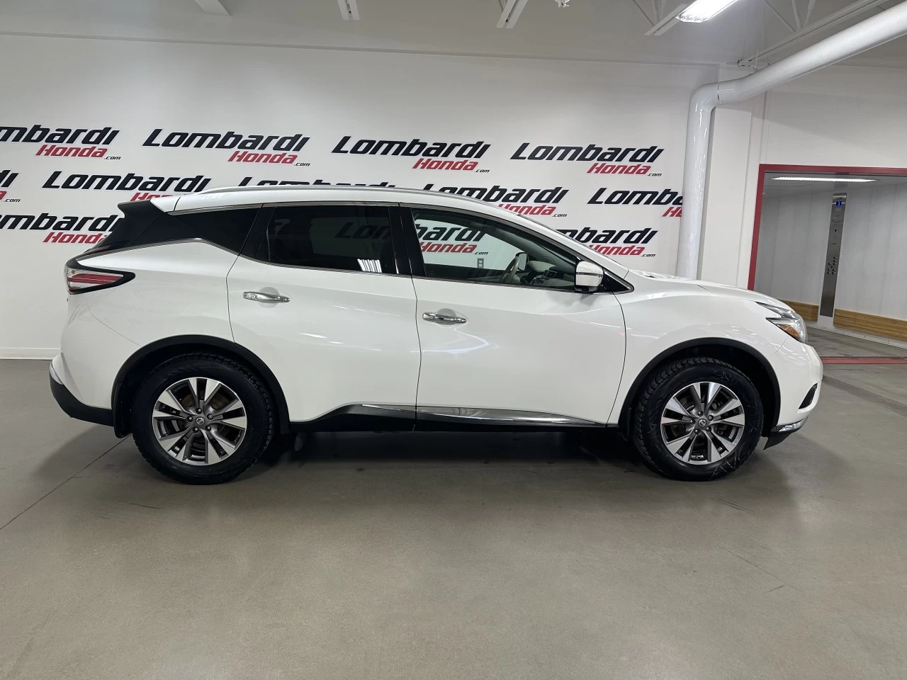 2015 Nissan Murano S Main Image