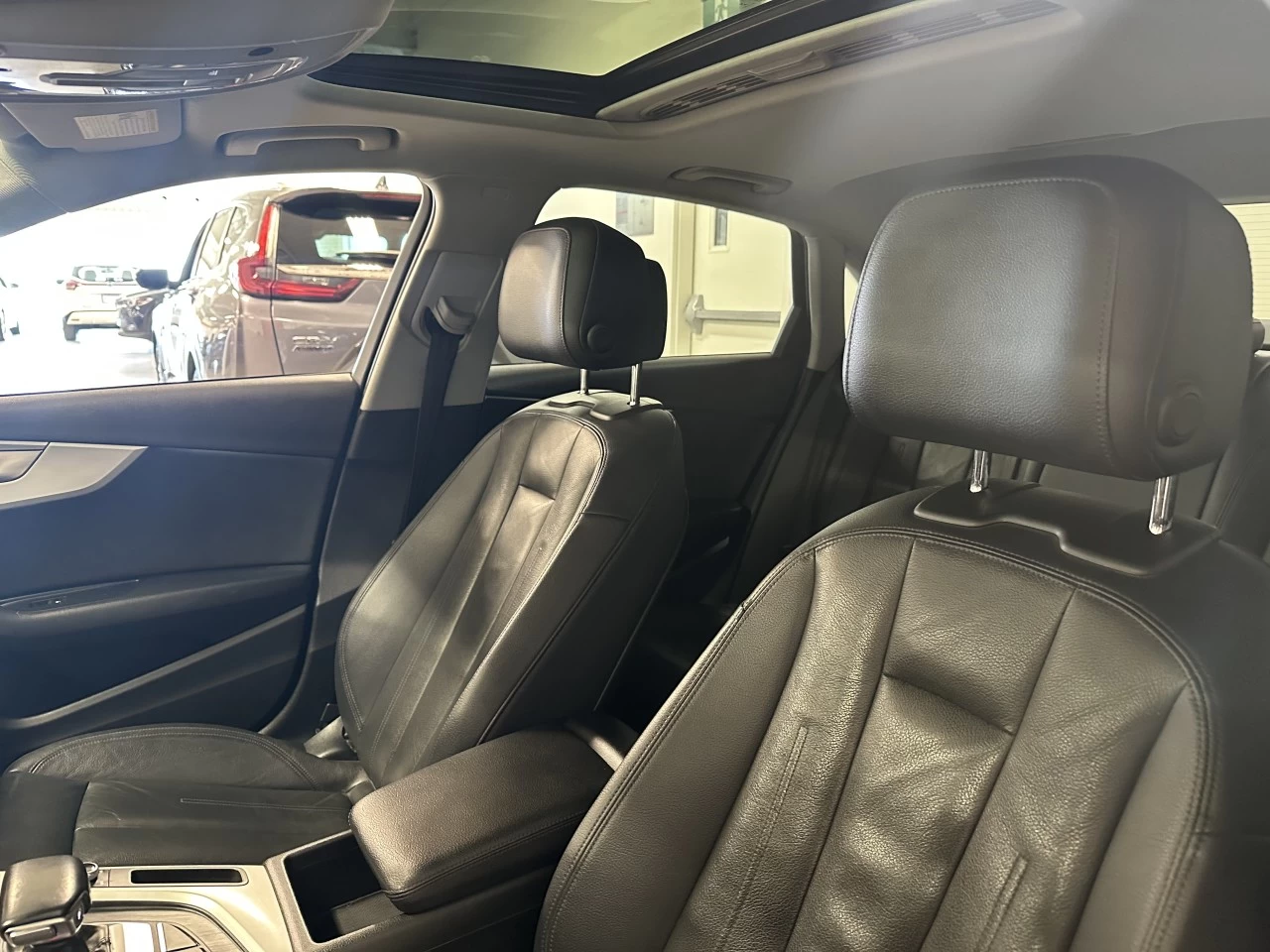 2017 Audi A4 Komfort Main Image