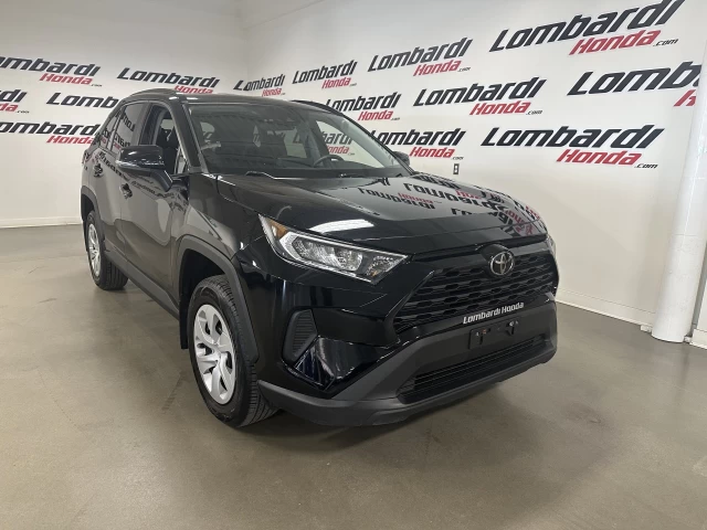 Toyota RAV4 LE 2021