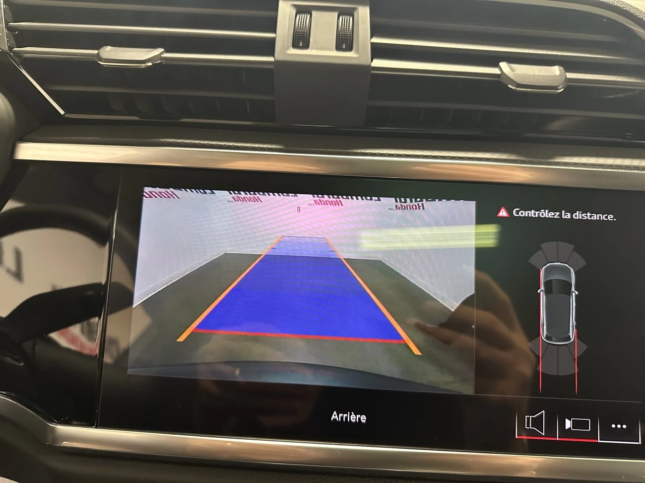 2025 Audi Q3 40 TFSI quattro Image principale