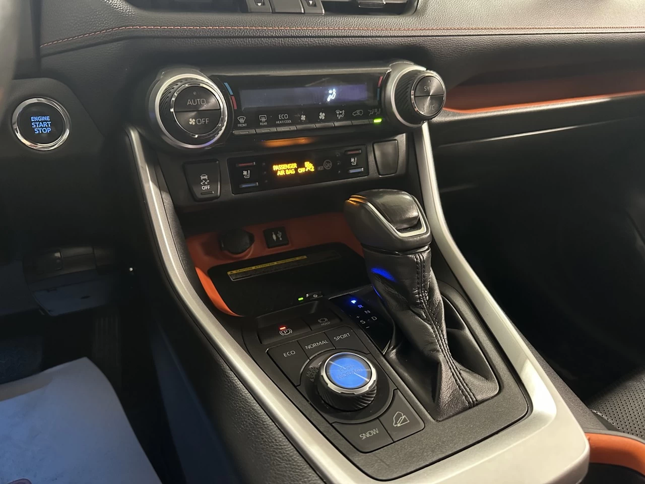 2019 Toyota RAV4 Trail Image principale
