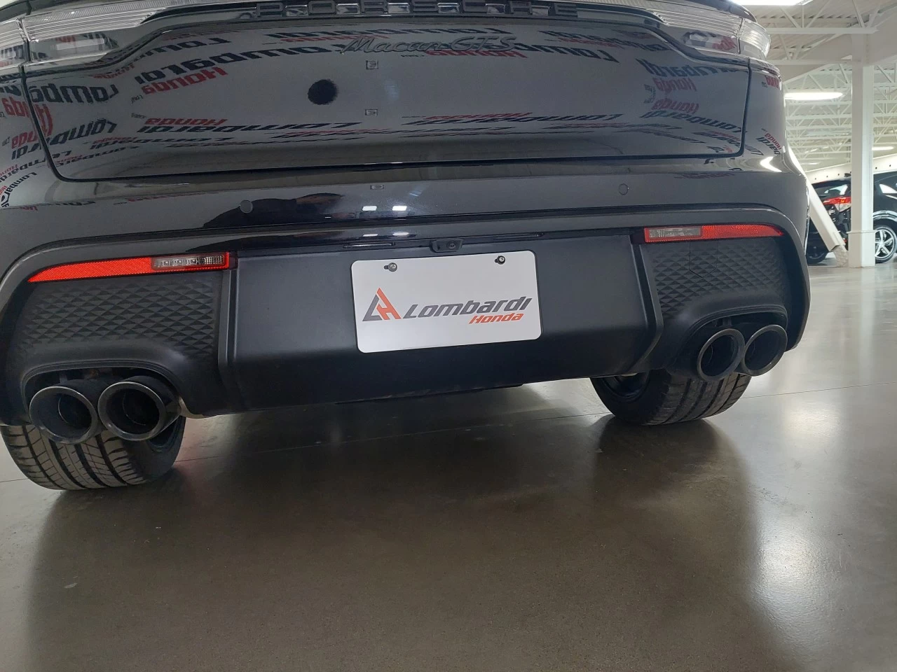 2024 Porsche Macan GTS https://www.lombardihonda.com/resize/b990ff35b810a3abc0cc817b2ca24889-1