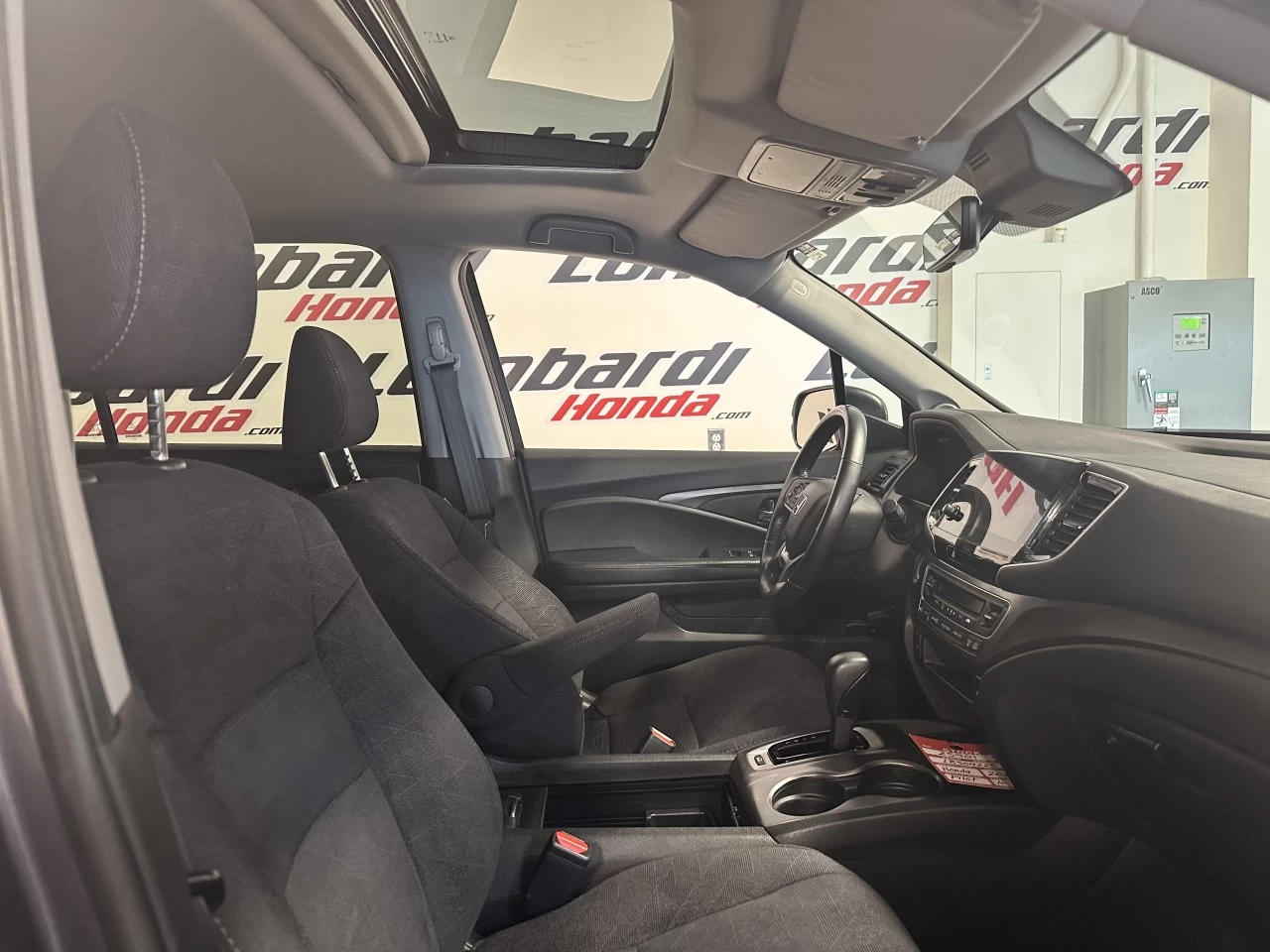 2020 Honda Pilot
                                                    EX Image principale