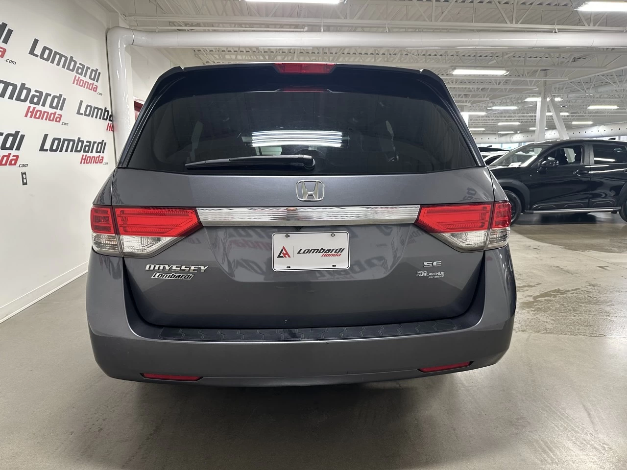 2016 Honda Odyssey SE Image principale