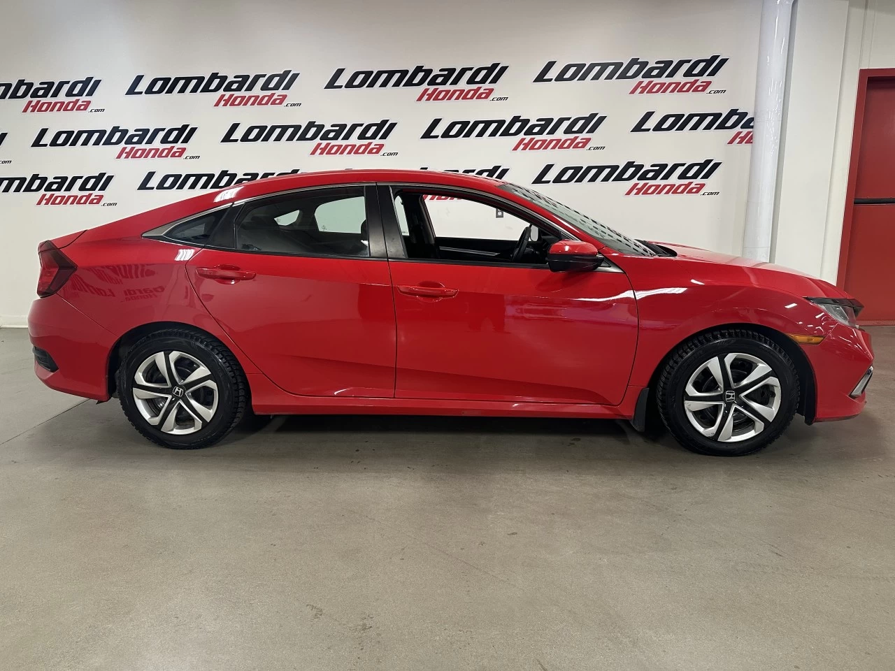 2019 Honda Civic LX Image principale