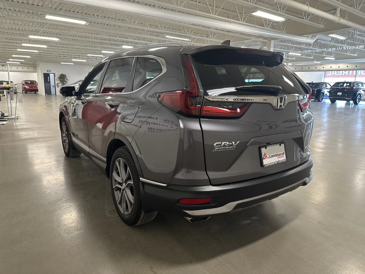 2022 Honda CR-V
                                                    Touring/Black Edition Main Image