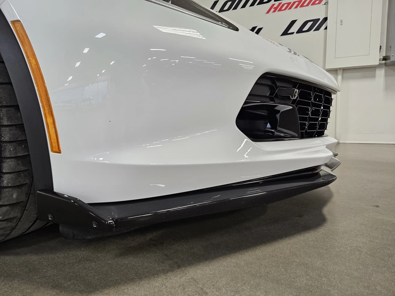 2019 Chevrolet Corvette Z06 3LZ https://www.lombardihonda.com/resize/b990ff35b810a3abc0cc817b2ca24889-1