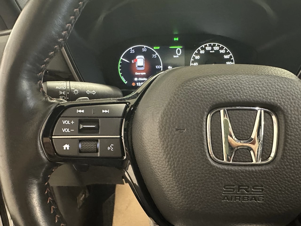 2023 Honda CR-V Touring Main Image