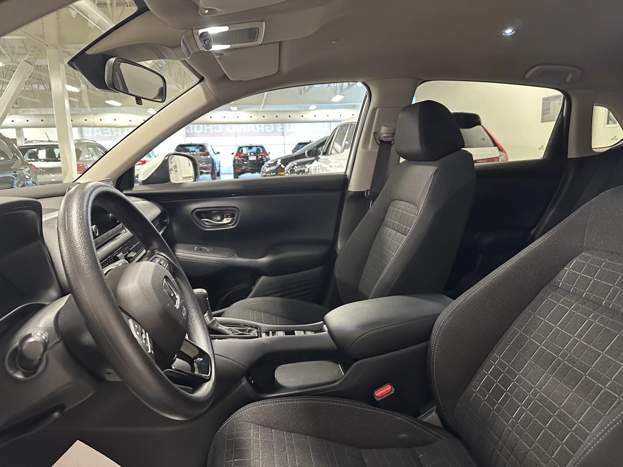 2024 Honda HR-V LX-B Main Image