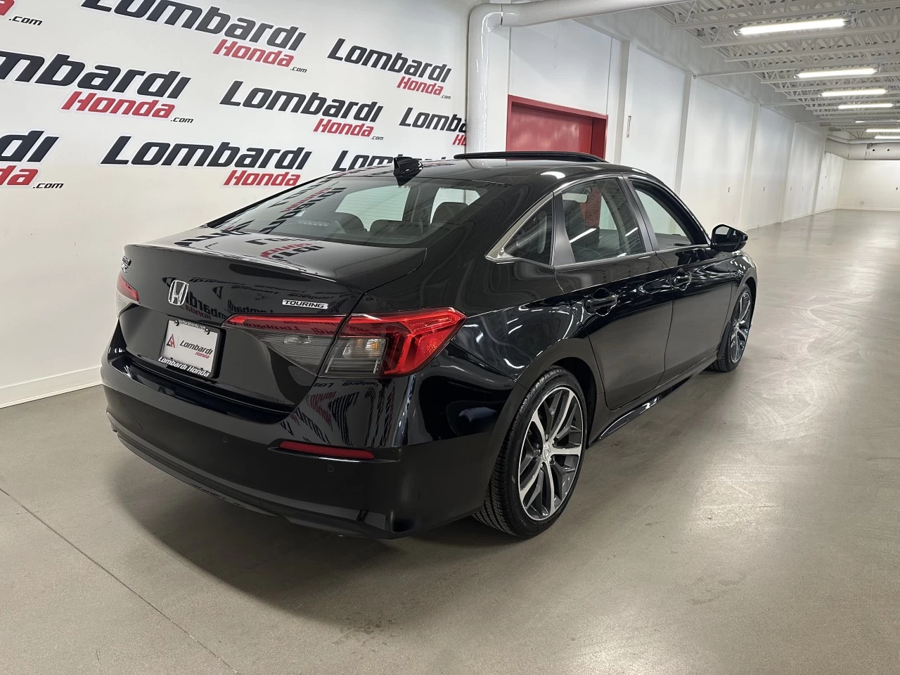 2023 Honda Civic Touring Main Image