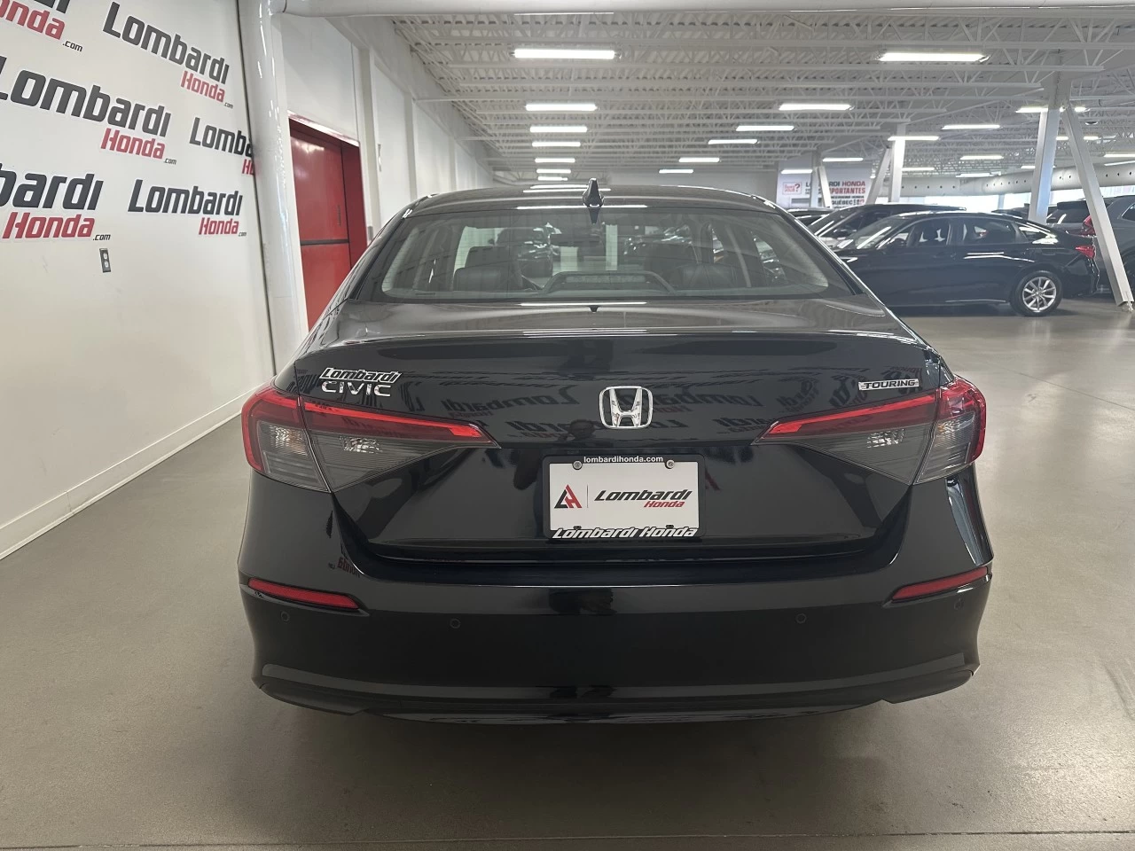 2023 Honda Civic Touring Main Image