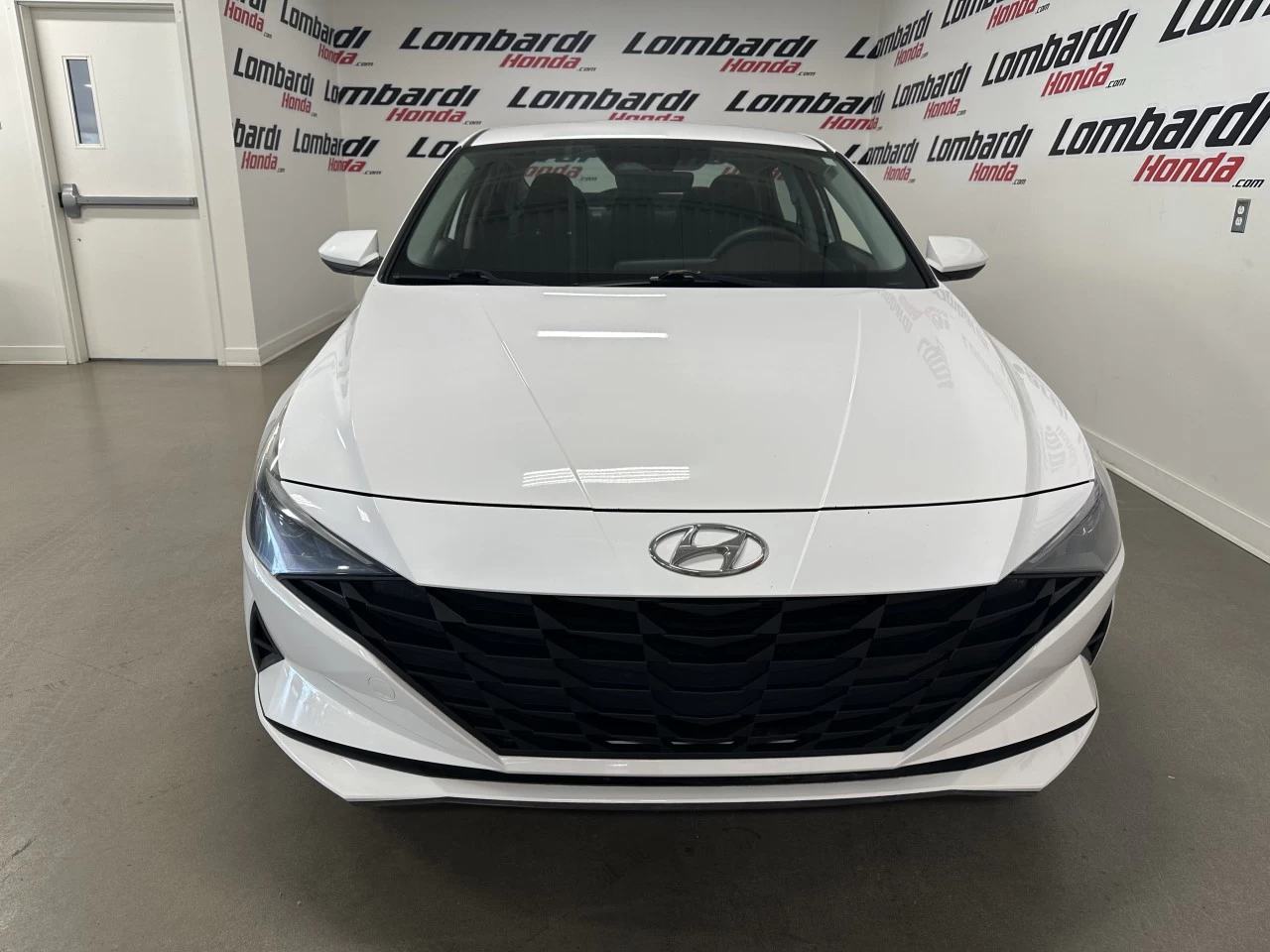 2022 Hyundai Elantra
                                                    Essential Image principale