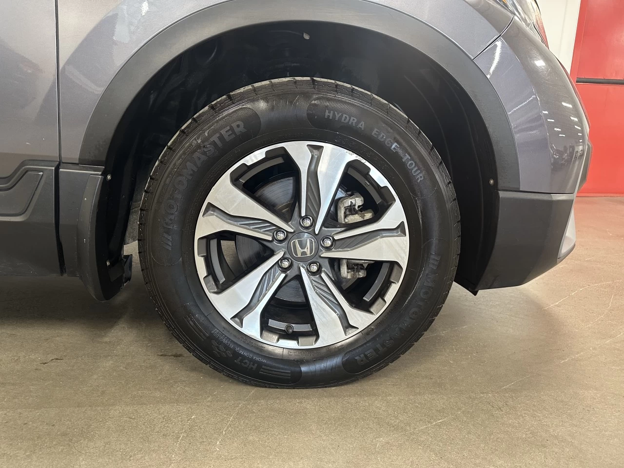 2020 Honda CR-V LX https://www.lombardihonda.com/resize/b990ff35b810a3abc0cc817b2ca24889-1