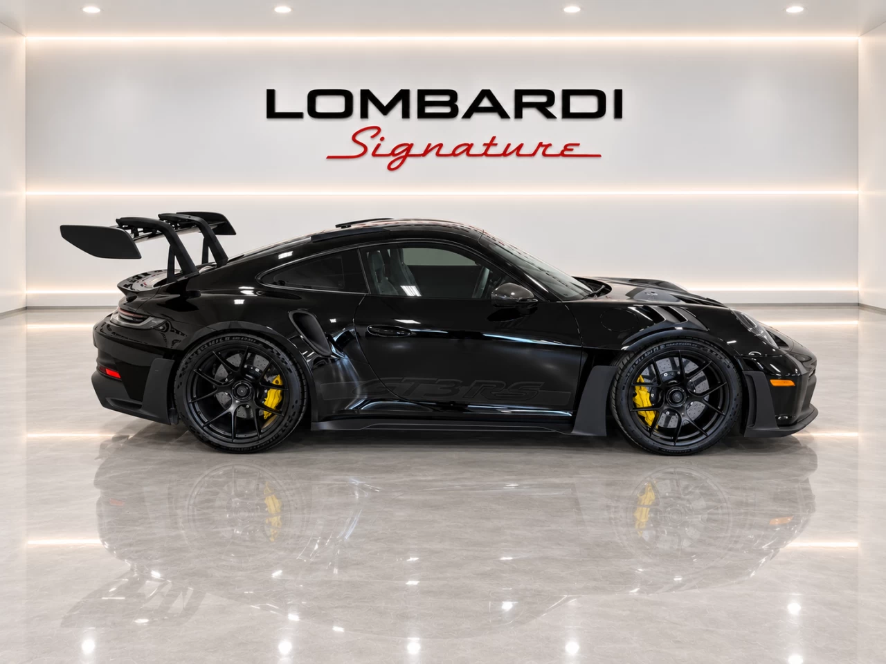 2025 Porsche 911 GT3 RS Main Image