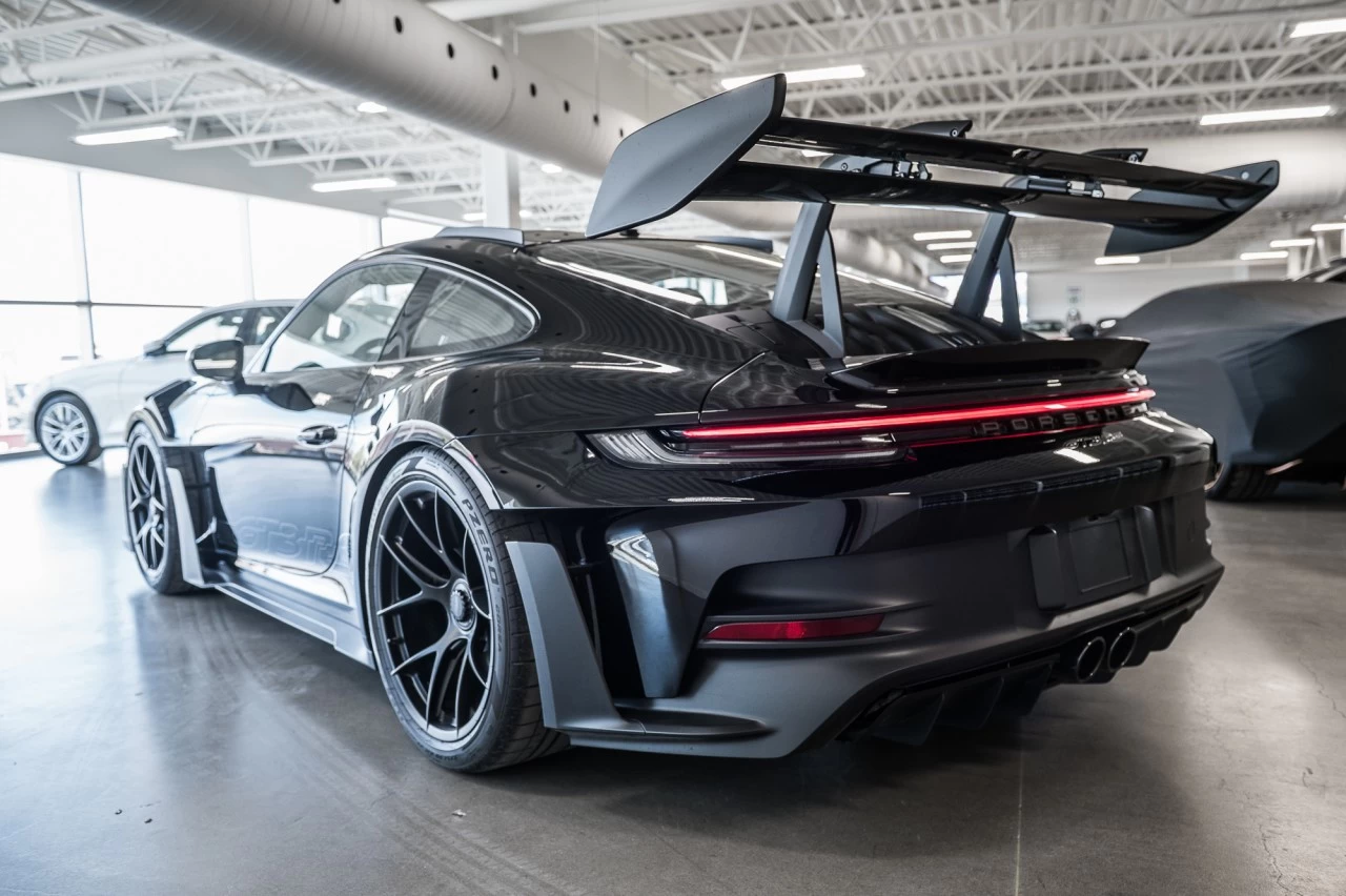 2024 Porsche 911 GT3 RS https://www.lombardihonda.com/resize/b990ff35b810a3abc0cc817b2ca24889-1