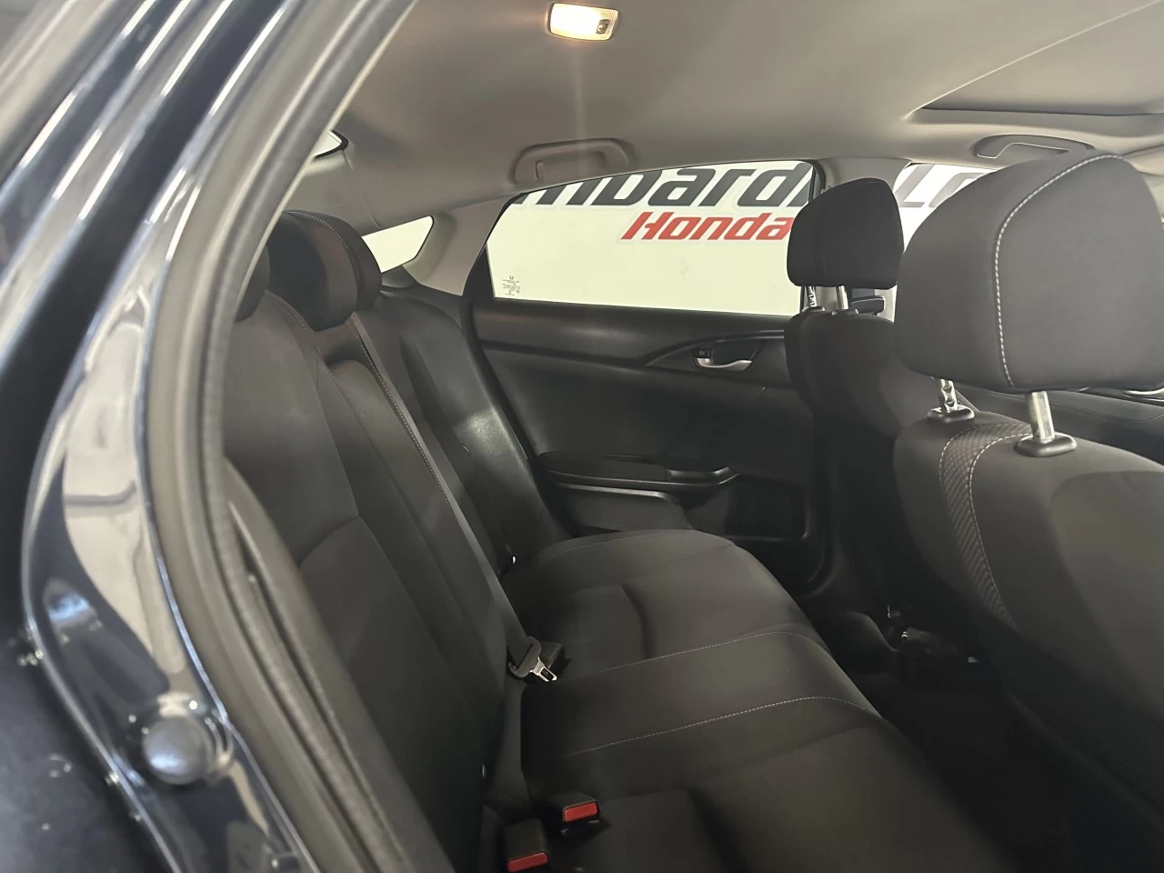 2019 Honda Civic EX Main Image