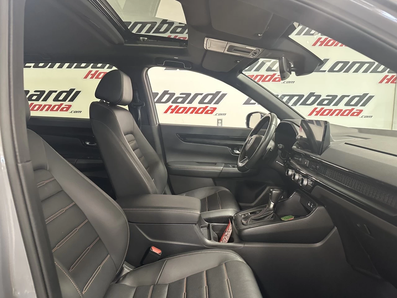 2023 Honda CR-V Touring Image principale