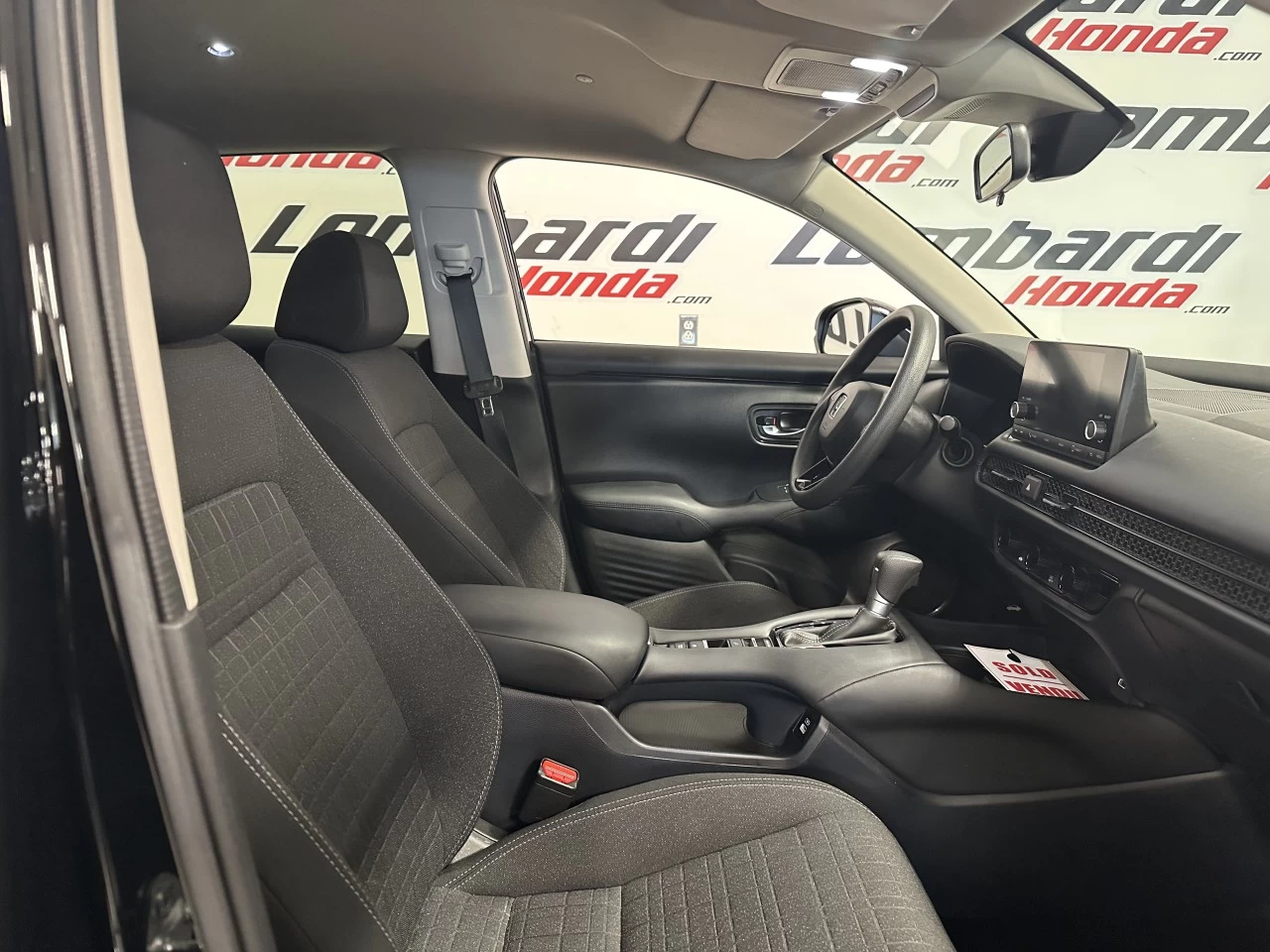 2023 Honda HR-V
                                                    LX Image principale
