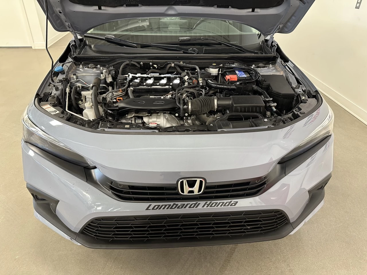 2024 Honda Civic Touring Main Image