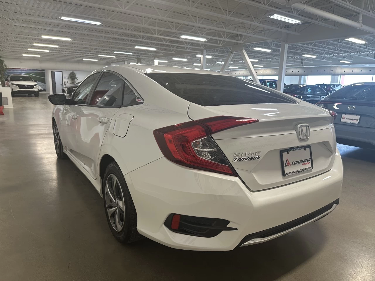 2020 Honda Civic
                                                    LX Image principale