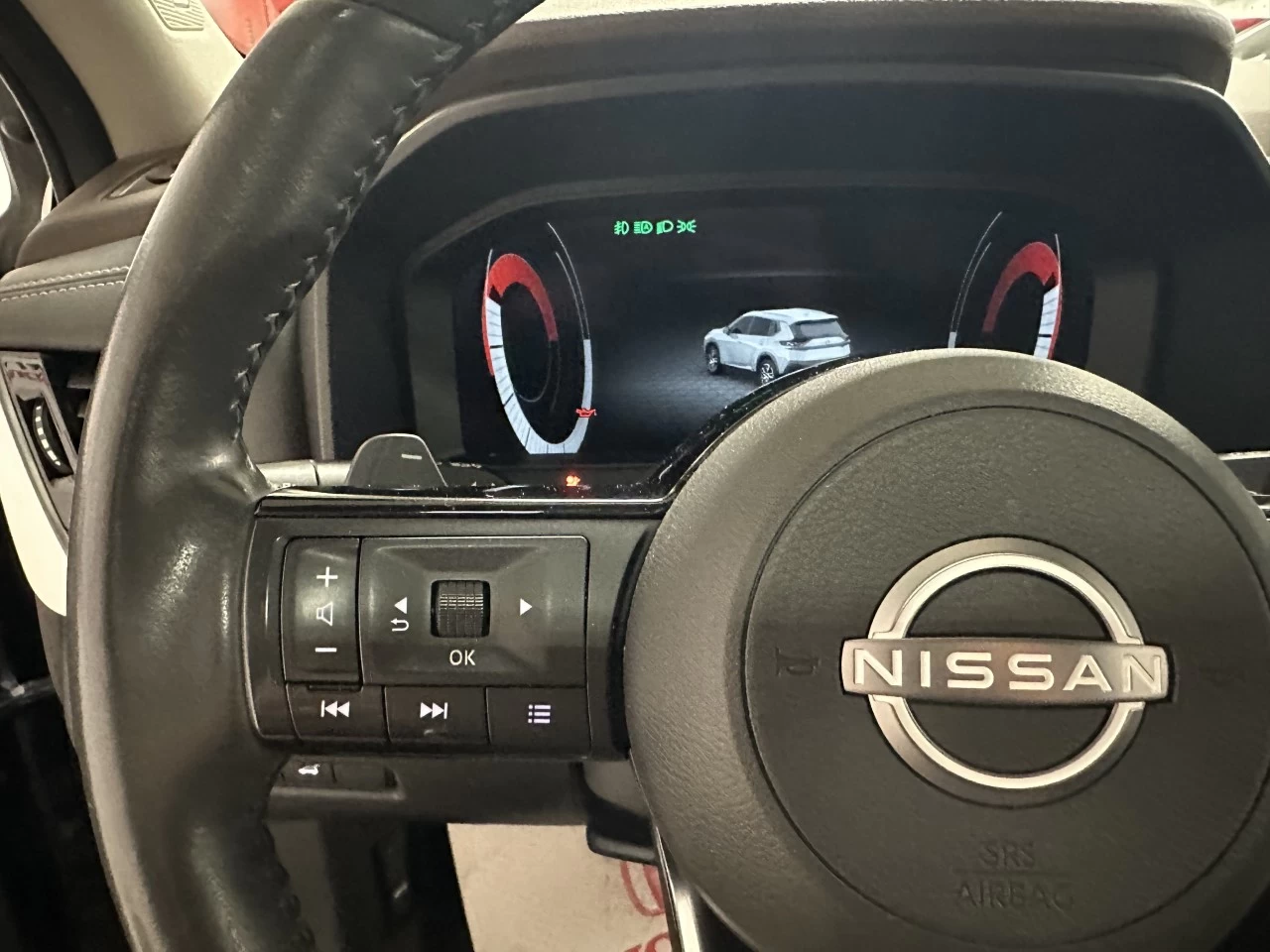 2022 Nissan Rogue Platinum Main Image