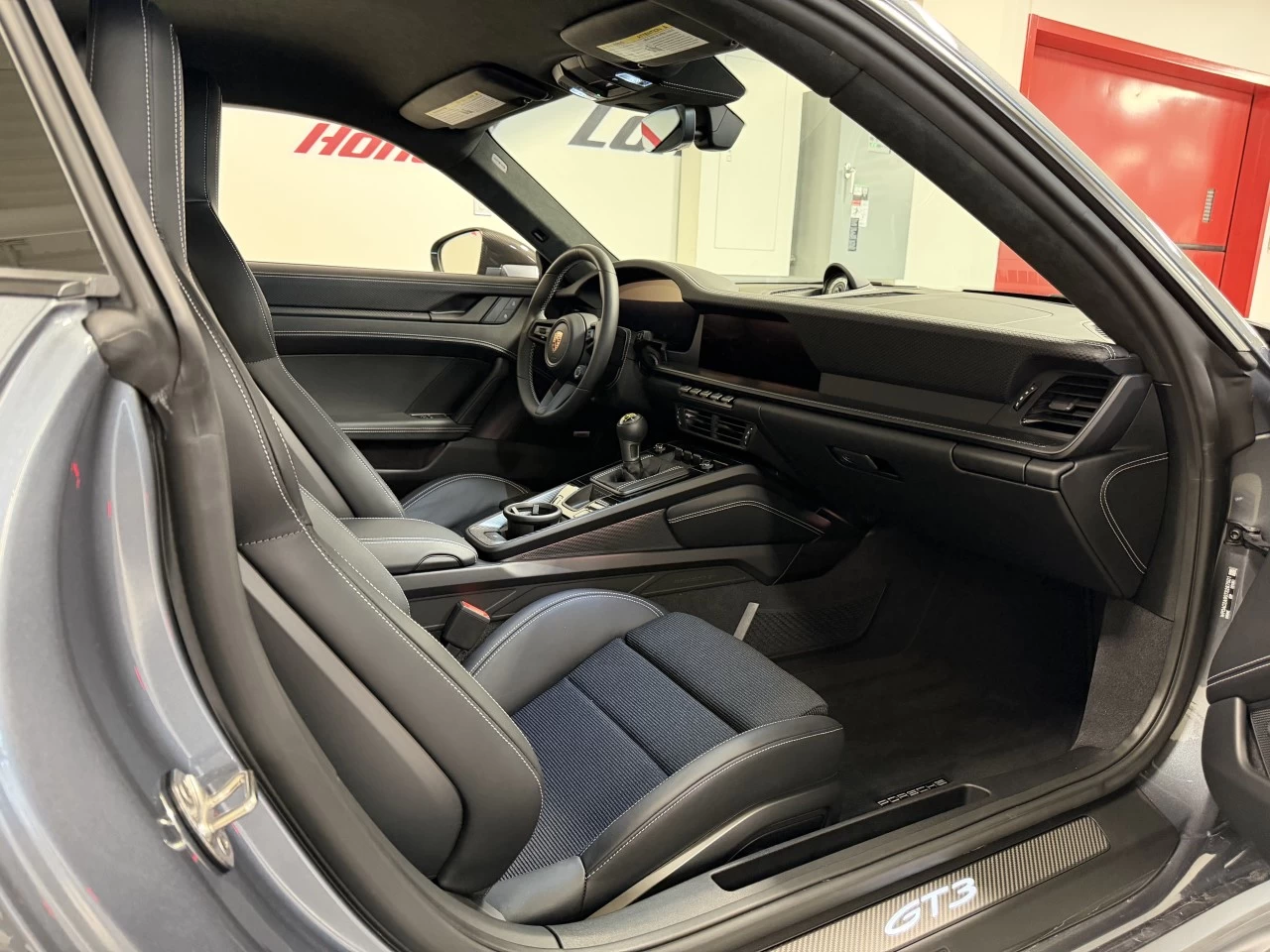 2026 Porsche 911 GT3 Main Image