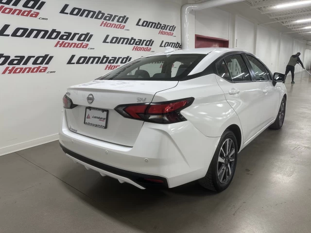 Nissan Versa SV 2023