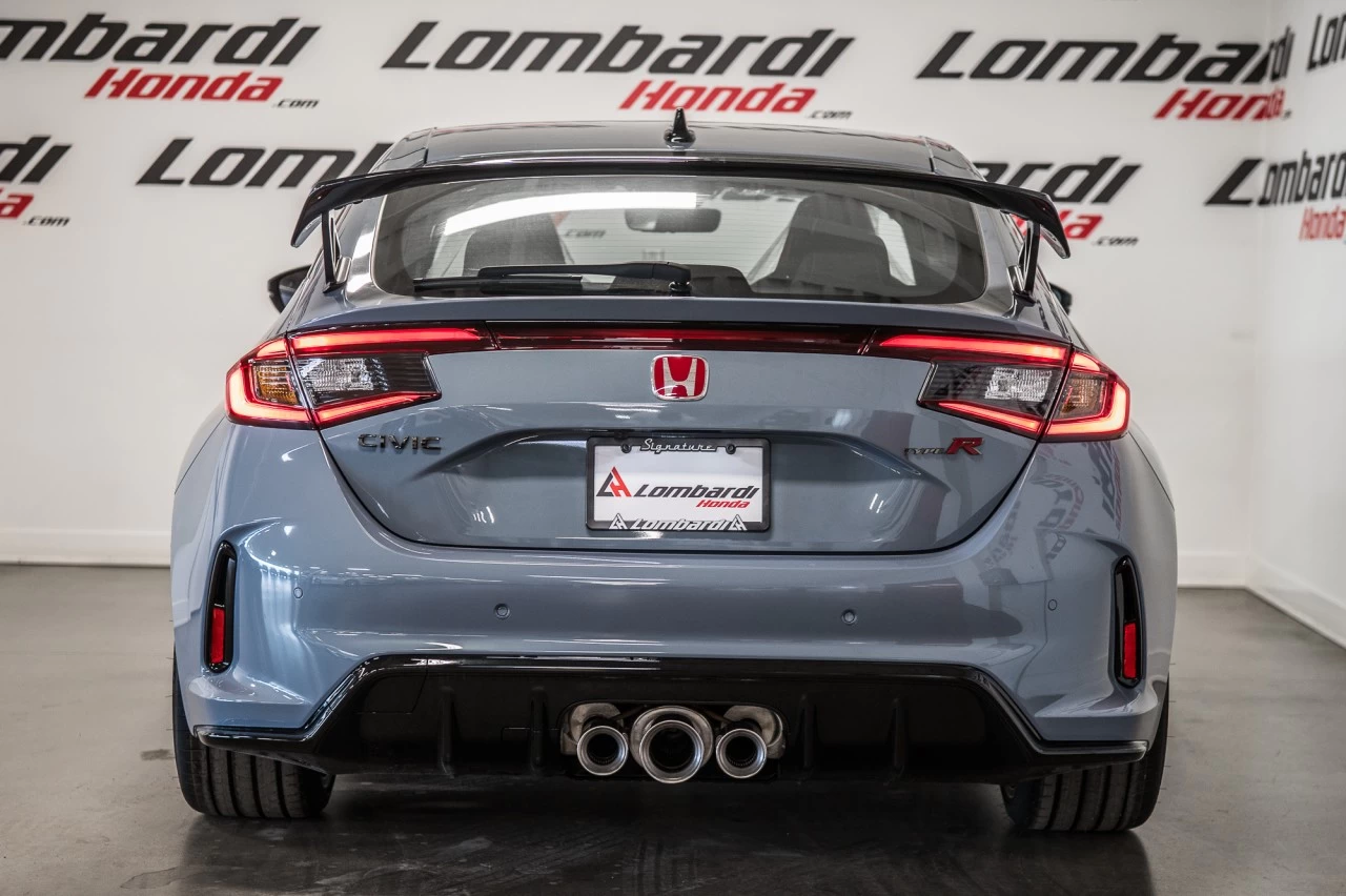 2025 Honda Civic Type R https://www.lombardihonda.com/resize/b990ff35b810a3abc0cc817b2ca24889-1