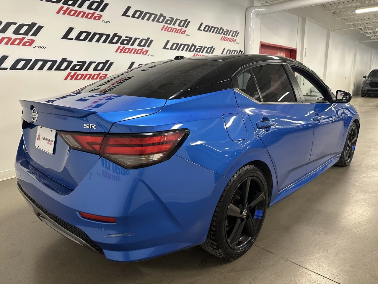 2021 Nissan Sentra SR Main Image