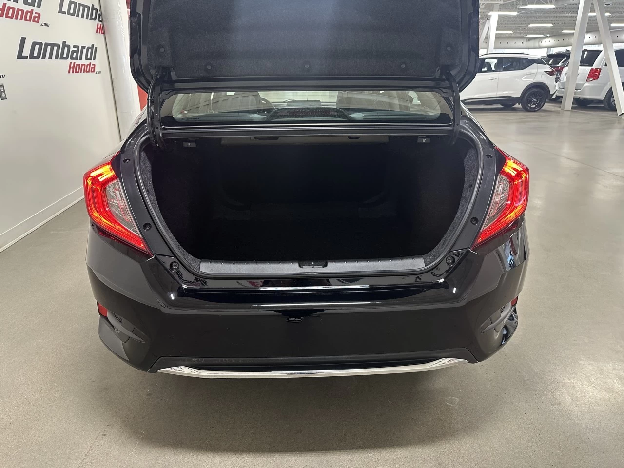 2021 Honda Civic LX Main Image