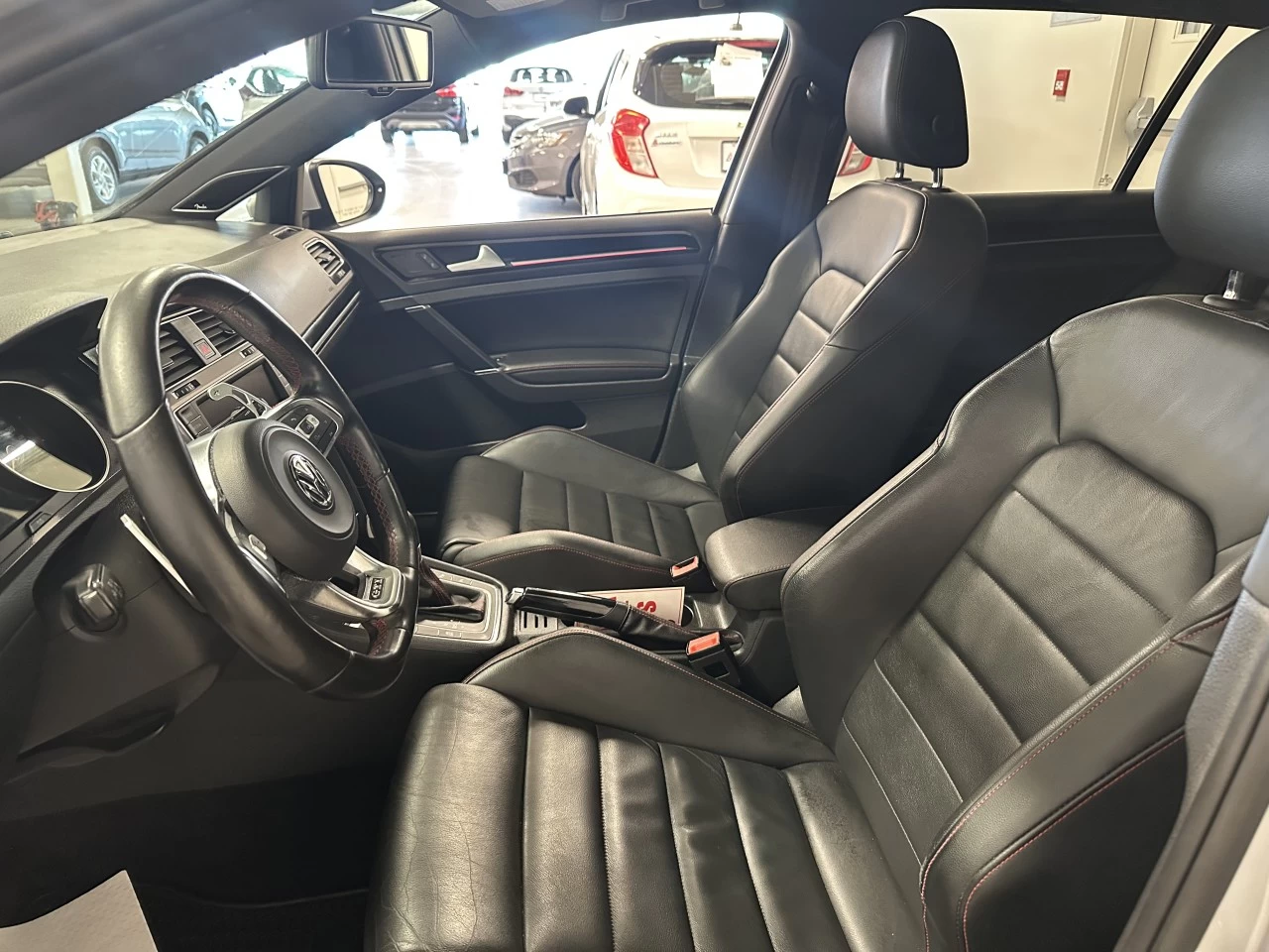 2016 Volkswagen Golf Autobahn Main Image