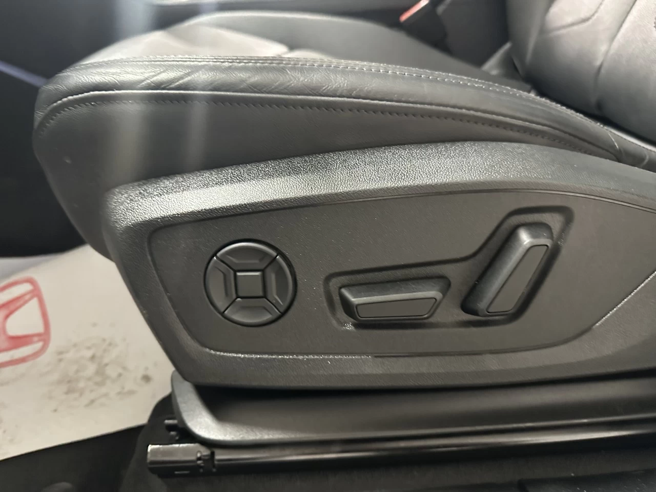 2025 Audi Q3 40 TFSI quattro Main Image