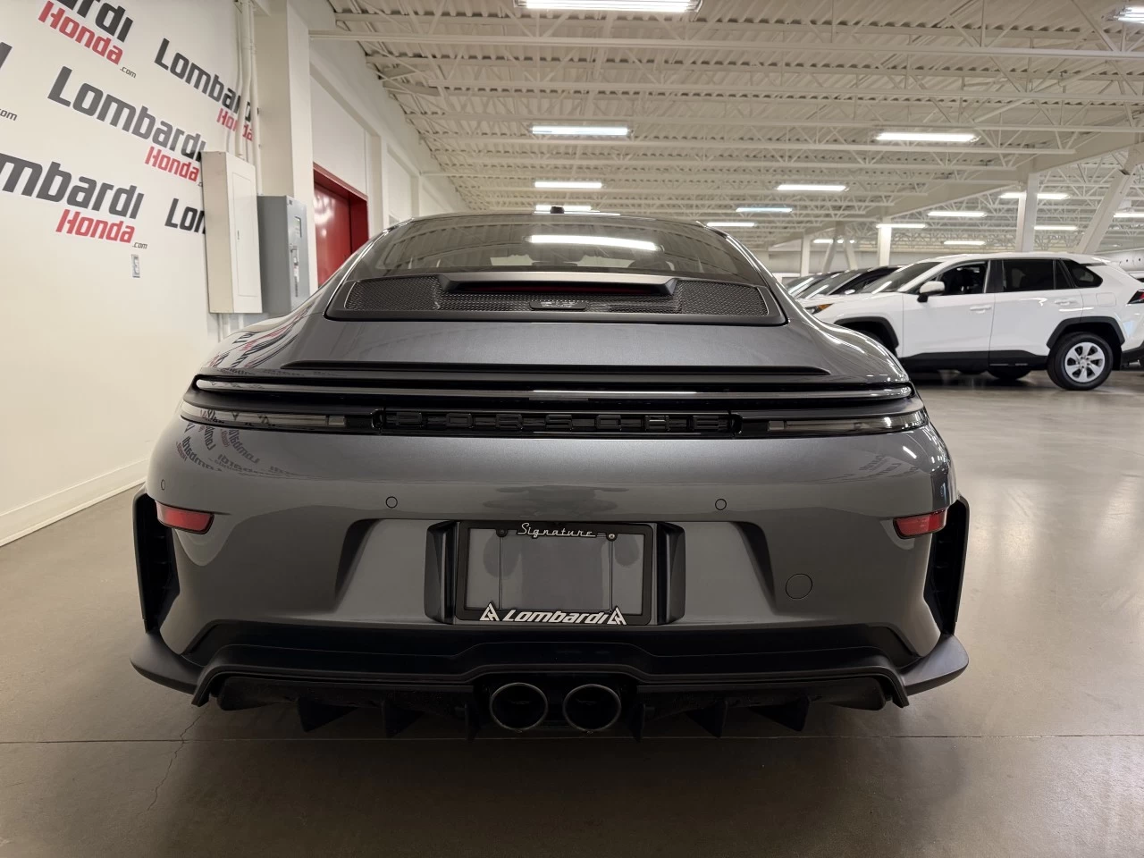 2026 Porsche 911 GT3 Main Image