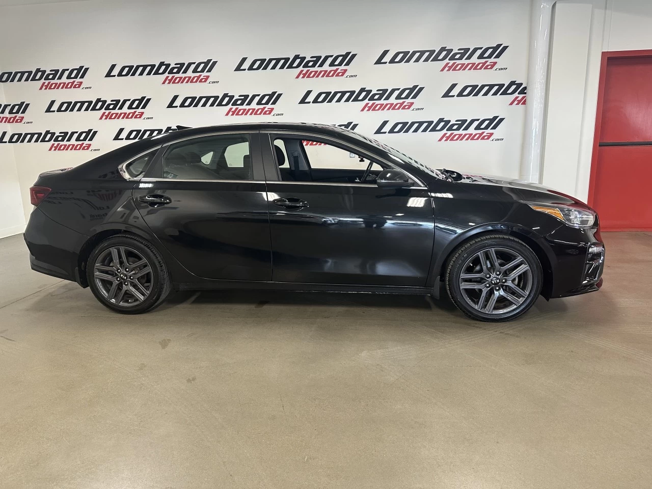 2021 Kia Forte EX/EX+/EX Premium https://www.lombardihonda.com/resize/b990ff35b810a3abc0cc817b2ca24889-1