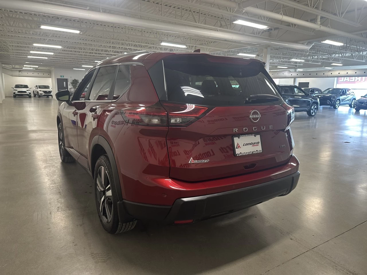 2025 Nissan Rogue SV Main Image