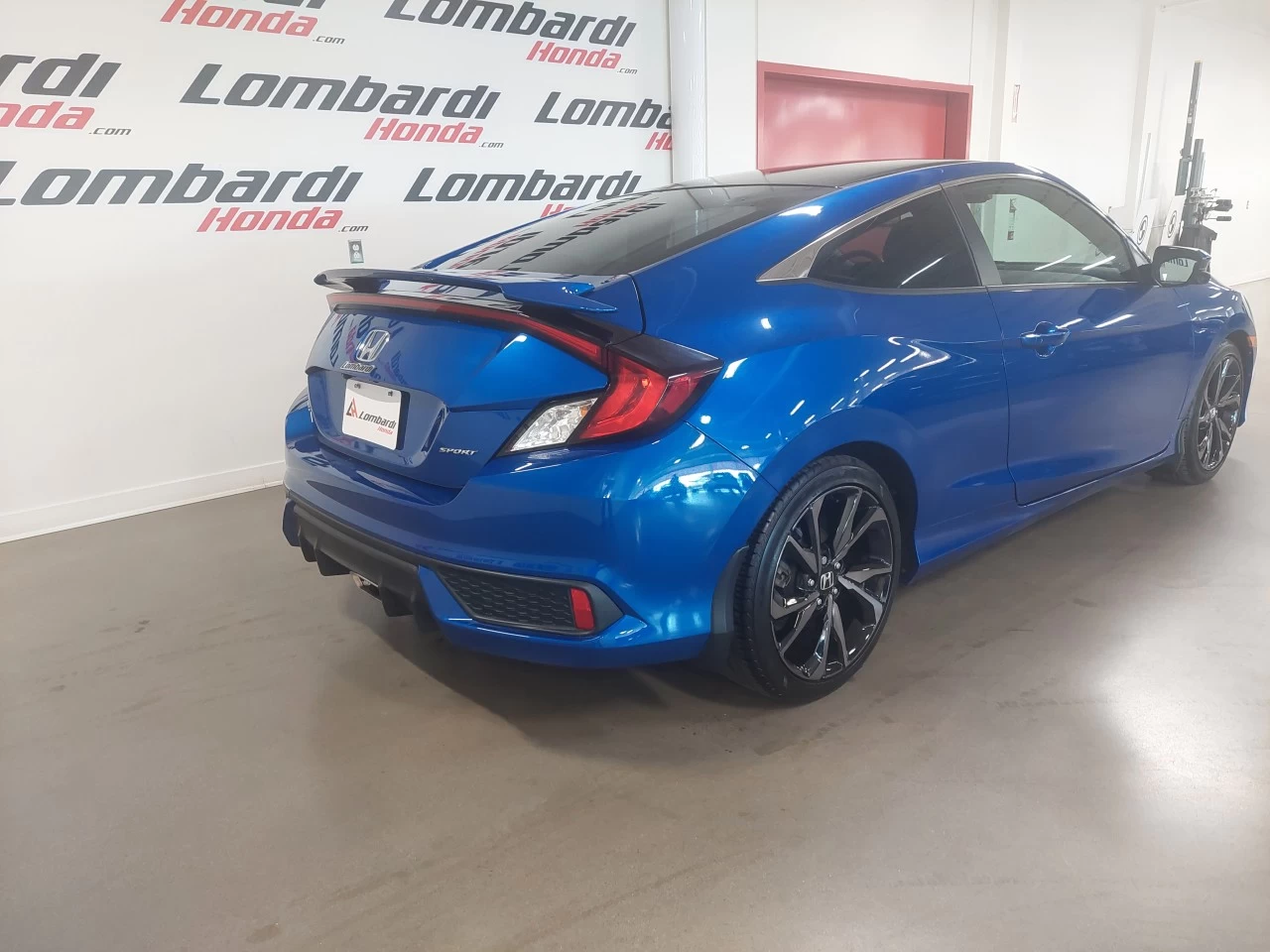 2019 Honda Civic
                                                    Sport Main Image