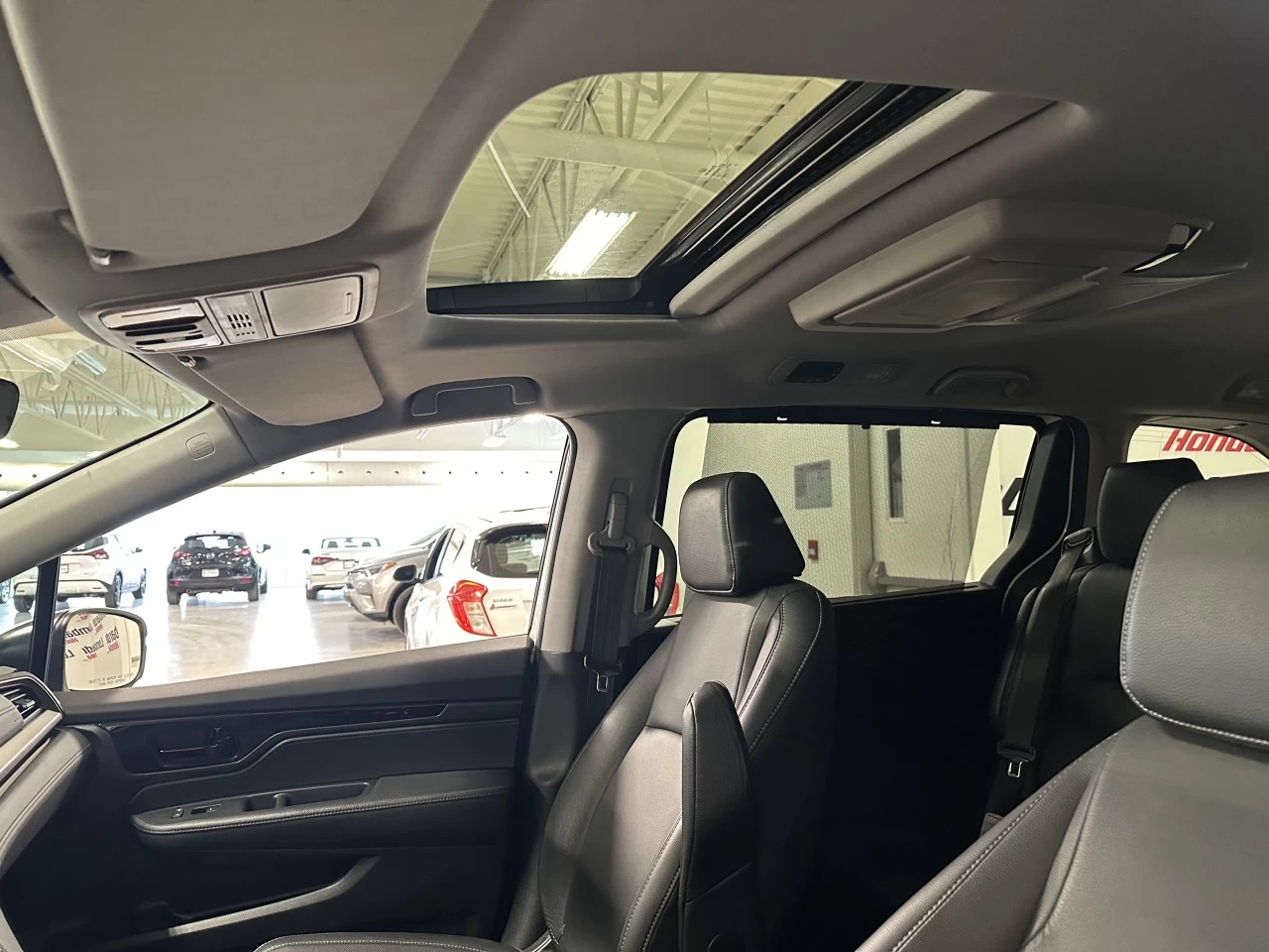 2022 Honda Odyssey EX-L Main Image