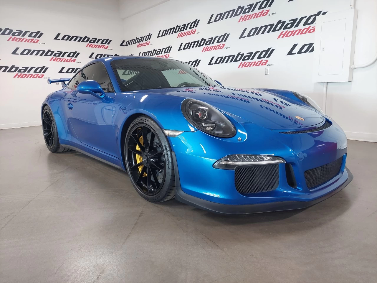 2015 Porsche 911
                                                    GT3 Image principale