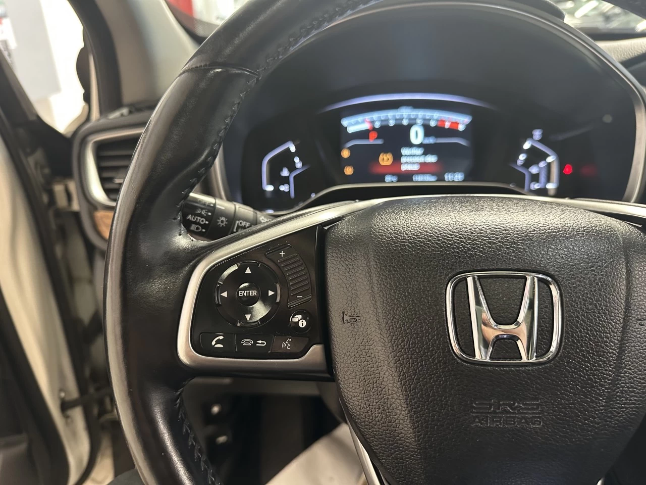 2017 Honda CR-V
                                                    Touring Main Image