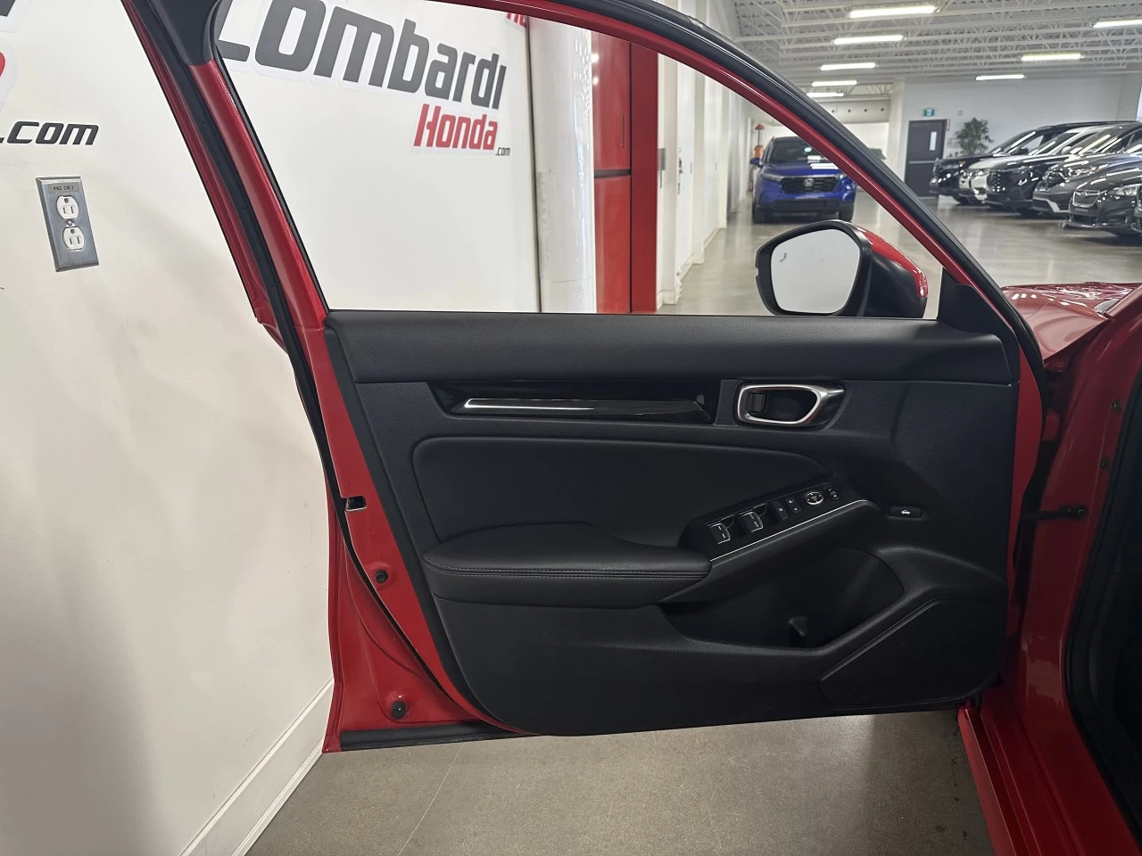 2022 Honda Civic Touring Main Image