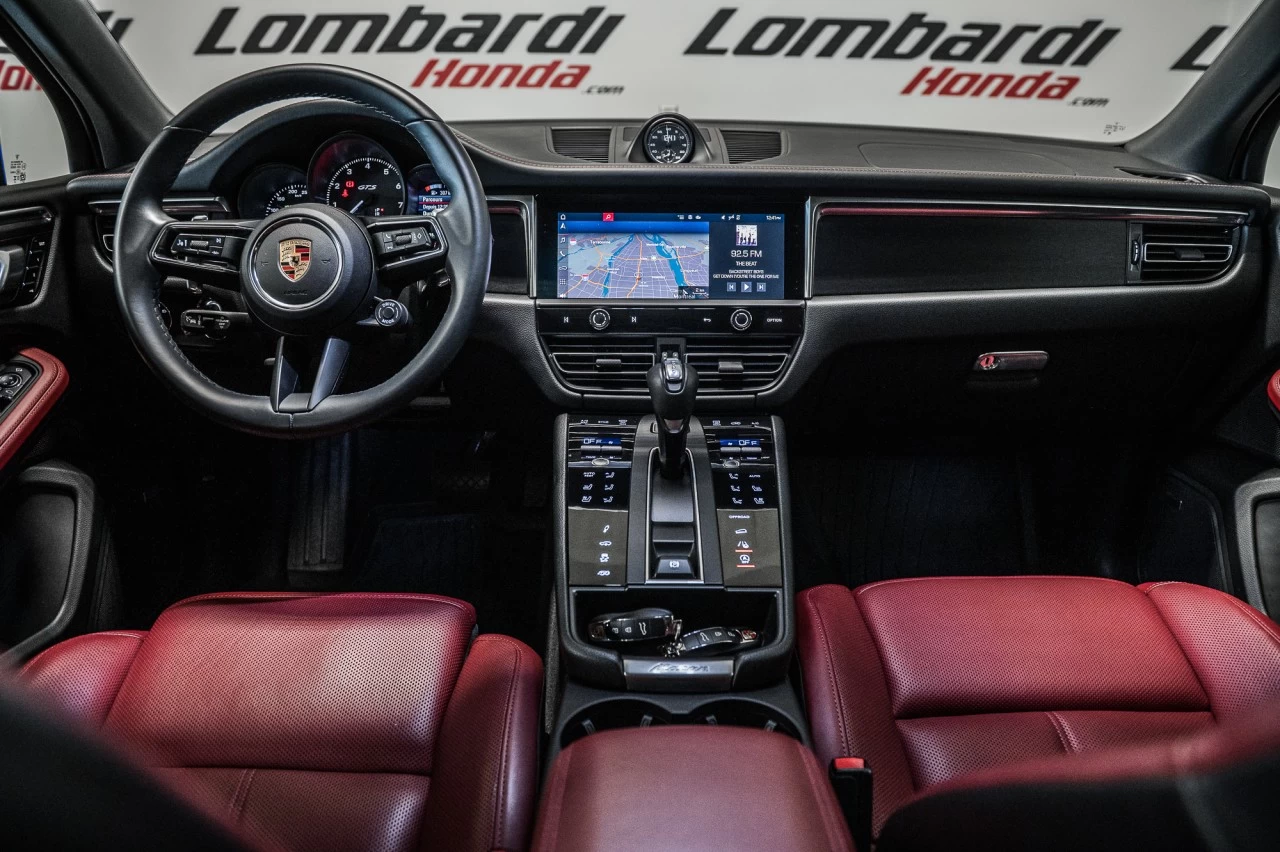 2024 Porsche Macan GTS https://www.lombardihonda.com/resize/b990ff35b810a3abc0cc817b2ca24889-1